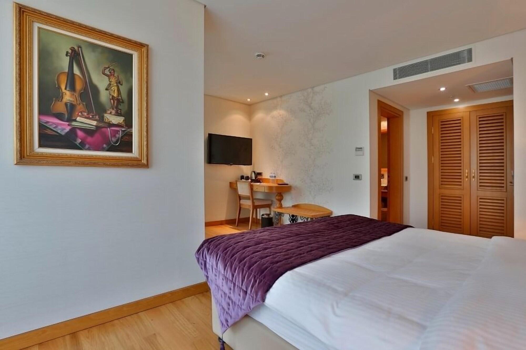 איסטמבול Queen Hotel & Spa מראה חיצוני תמונה