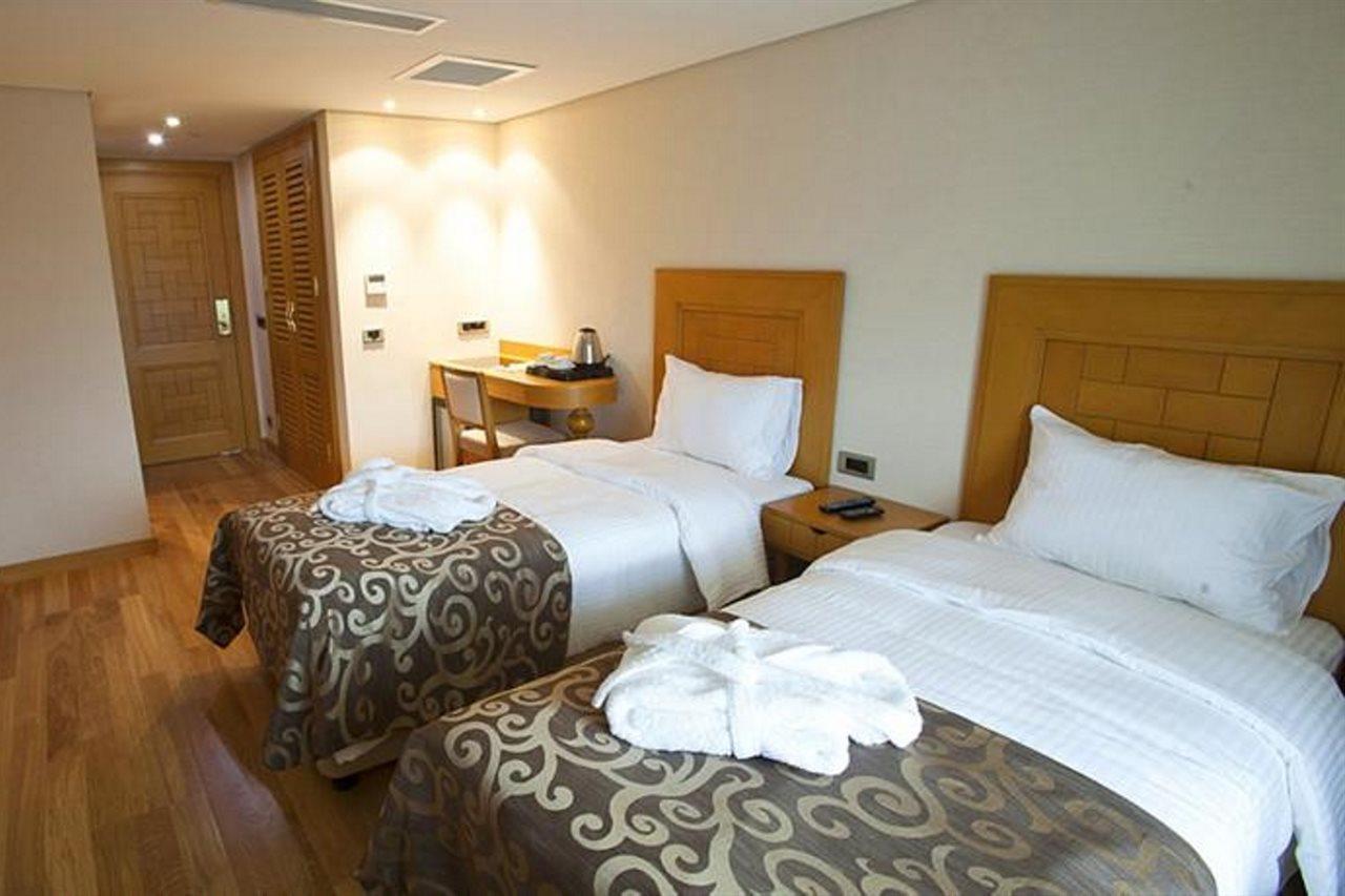 איסטמבול Queen Hotel & Spa מראה חיצוני תמונה
